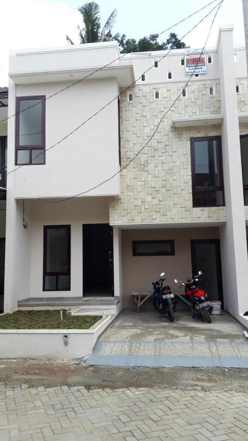 Bintara Jaya Yemima Guest House Bekasi Luaran gambar